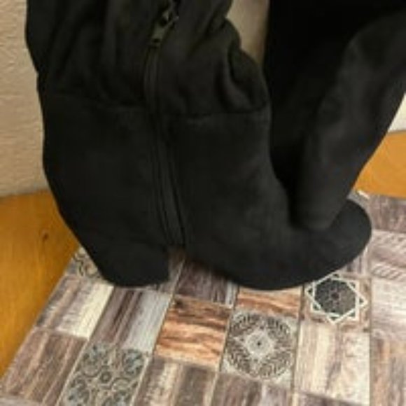 Shoe Dazzle Naveah Black tall zipper boots - New - Picture 2 of 6